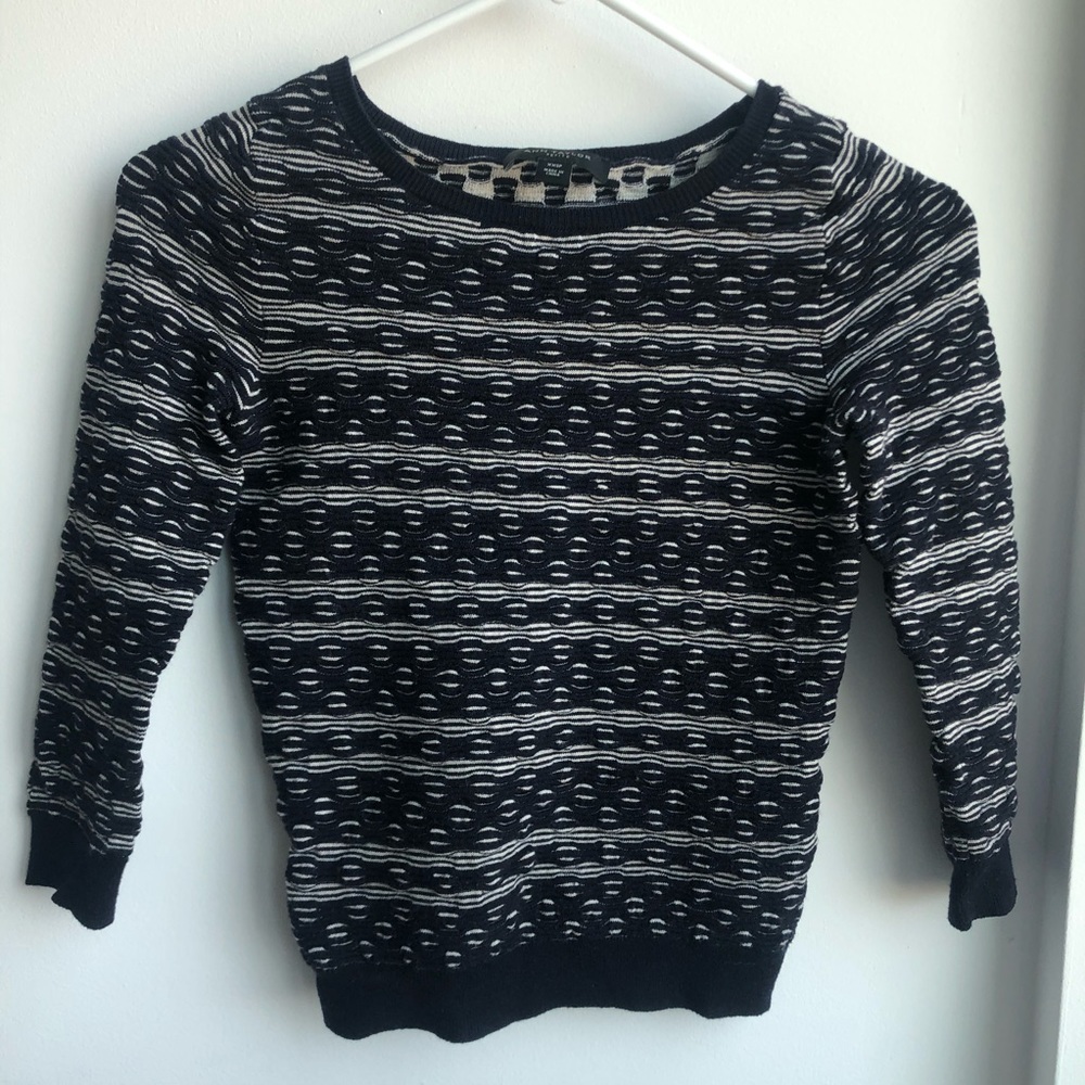 💕 Ann Taylor Navy Textured Sweater